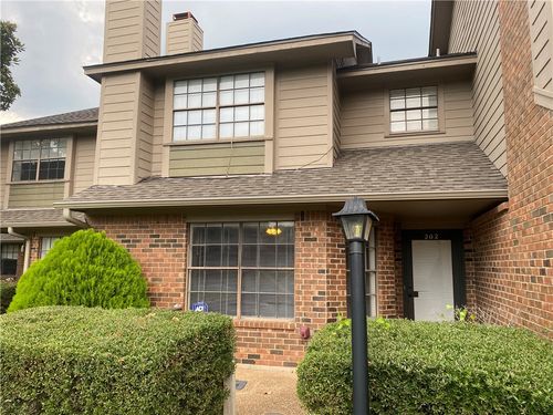 apt-202-2400 Longmire Dr, College Station, TX, 77845-5429 | Card Image