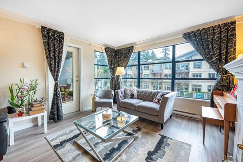 206-3151 Woodbine Dr, North Vancouver, BC, V7R2S4 | Card Image