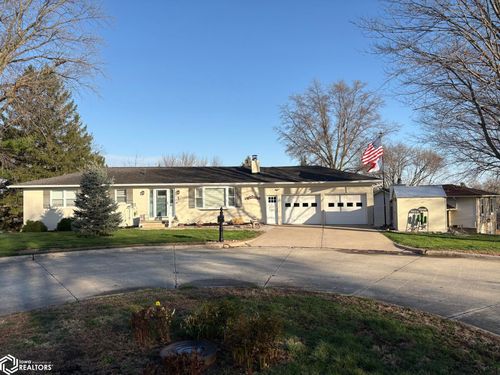1 Jeanne Cir, Red Oak, IA, 51566-1217 | Card Image