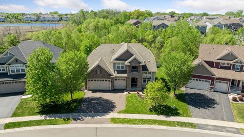 16135 52nd Pl N, Plymouth, MN, 55446-1685 | Card Image