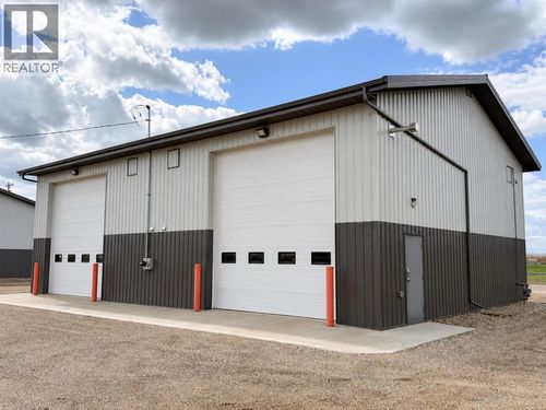 2007 20 Street, Wainwright, AB, T9W1L2 | Card Image