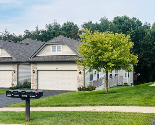 25-11891 River Hills Pkwy, Rockton, IL, 61072-9432 | Card Image