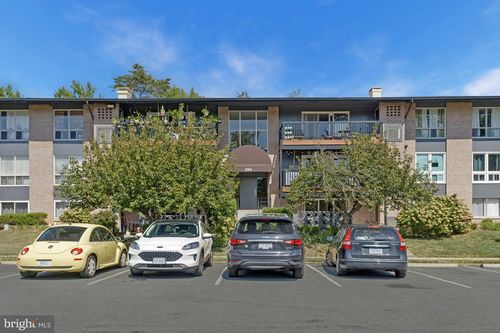 apt-25-204 Park Terrace Ct Se, VIENNA, VA, 22180-5877 | Card Image