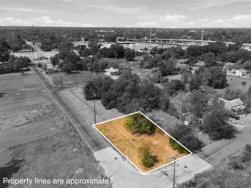 600 Johnson, Waco, TX, 76705 | Card Image