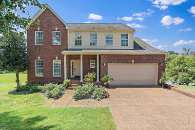 153 Grove Ln S, House other with 3 bedrooms, 2 bathrooms and 2 parking in Hendersonville TN | Image 1