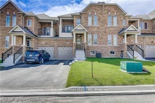 205 Laker Crt, Newmarket, ON, L3X0J5 | Card Image