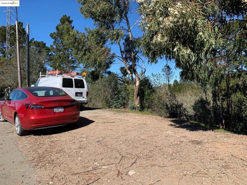 89 Starkville Ct, Oakland, CA, 94611 | Card Image