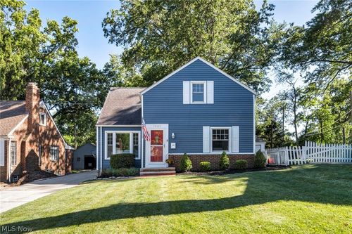 24103 Bruce Rd, Bay Village, OH, 44140-2935 | Card Image