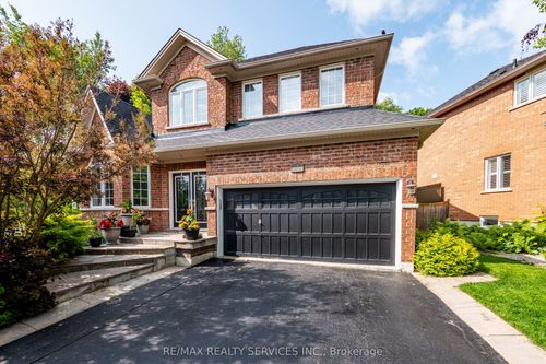 2 Putney Rd, Caledon East, ON, L7C1R4 | Card Image