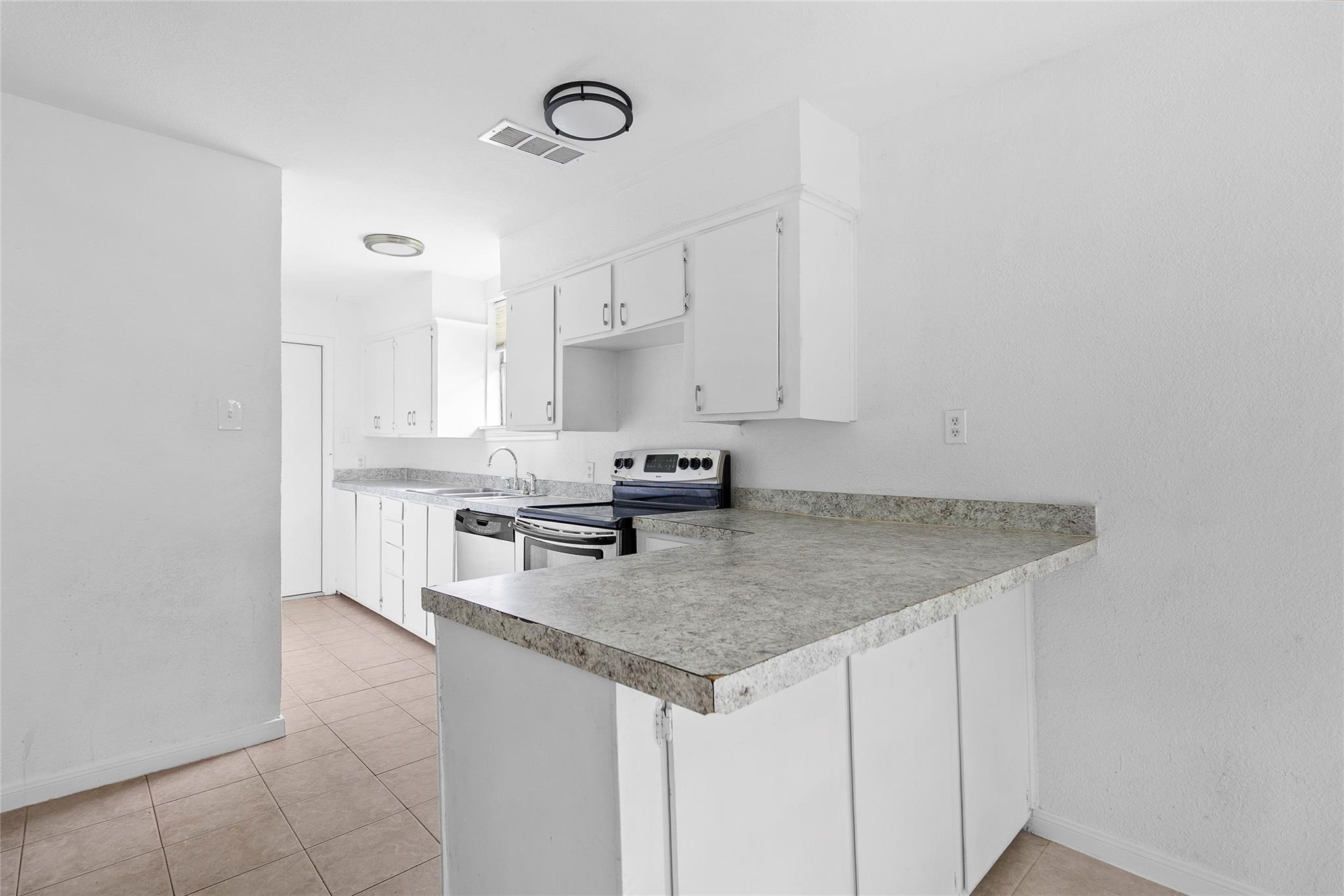 Residential in Montgomery 4