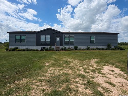 740 County Road 211, Ganado, TX, 77962-8822 | Card Image
