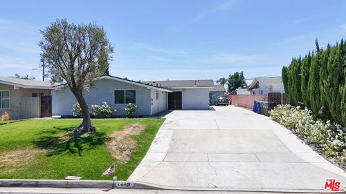 14420 Rosecrans Ave, La Mirada, CA, 90638-3646 | Card Image