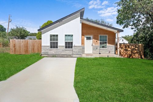 5811 Lake Granbury Trl, Granbury, TX, 76048-3129 | Card Image