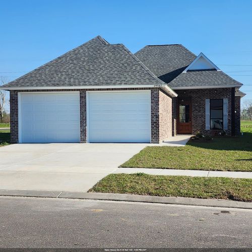 39561 Hernando De Soto Dr, Darrow, LA, 70725-2025 | Card Image