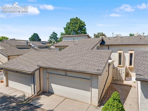 39-3330 Templeton Gap Rd, Colorado Springs, CO, 80907-5701 | Card Image