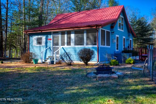 210 Indian Rock Trl, Jamestown, TN, 38556-6823 | Card Image