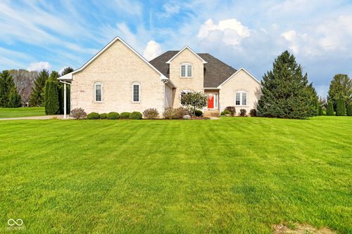 2636 S Hillview Drive, New Palestine, IN, 46163 | Card Image