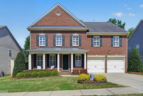 200 Meadowcrest Pl, Holly Springs, NC, 27540-9490 | Card Image