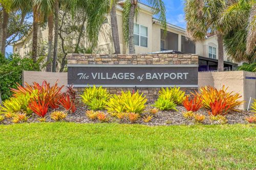 6025 Bayside Key Dr, TAMPA, FL, 33615-4284 | Card Image