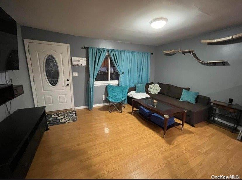 1680 N Gardiner Dr Leased in Bay - O6Mi3dlssi0j