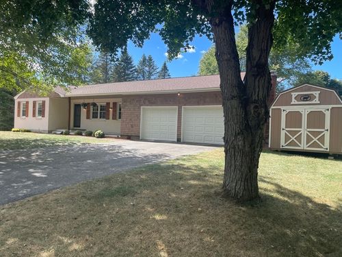 28 Hillandale Rd, Ashburnham, MA, 01430-1213 | Card Image