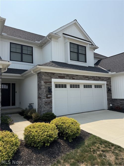 2854 Riviera Dr, Fairlawn, OH, 44333-3416 | Card Image