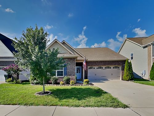 1521 Holton Rd, Gallatin, TN, 37066-2191 | Card Image