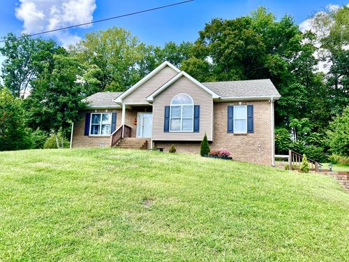 2312 Woodmont Dr, Springfield, TN, 37172-4040 | Card Image