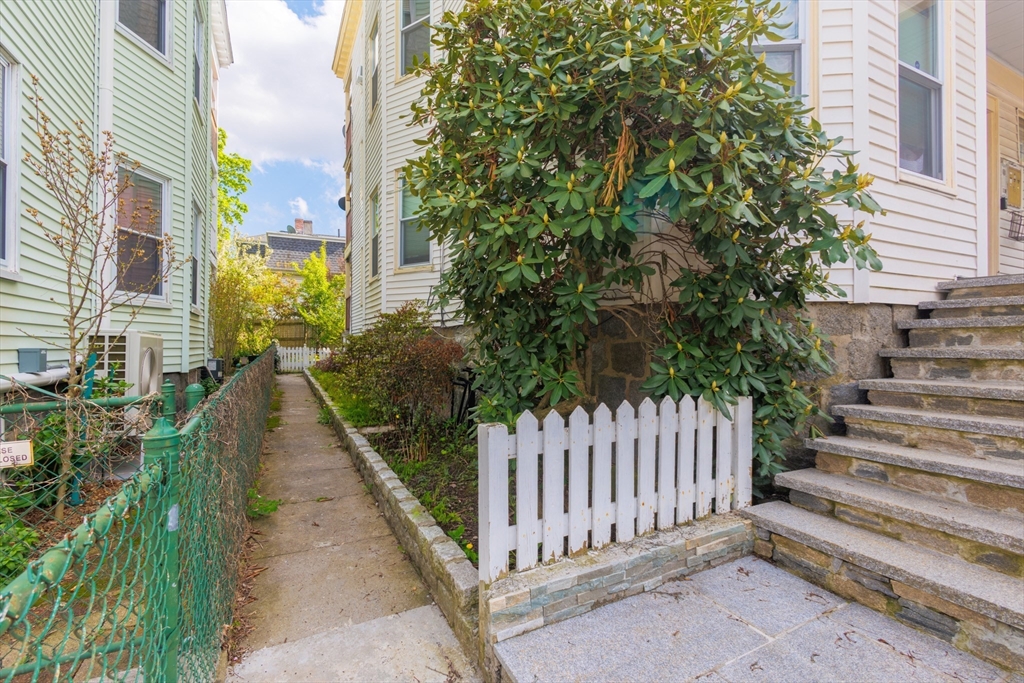 Residential Lease in Boston 3