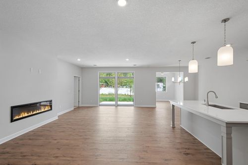 17725 Everest Ave, Lakeville, MN, 55044-5319 | Card Image