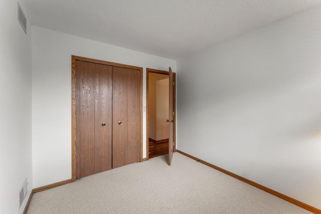 5605 Donegal Dr, Townhouse with 2 bedrooms, 2 bathrooms and null parking in Saint Paul MN | Image 27