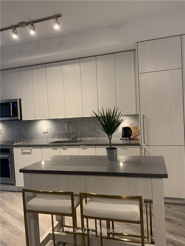 Residential in Toronto C01 4