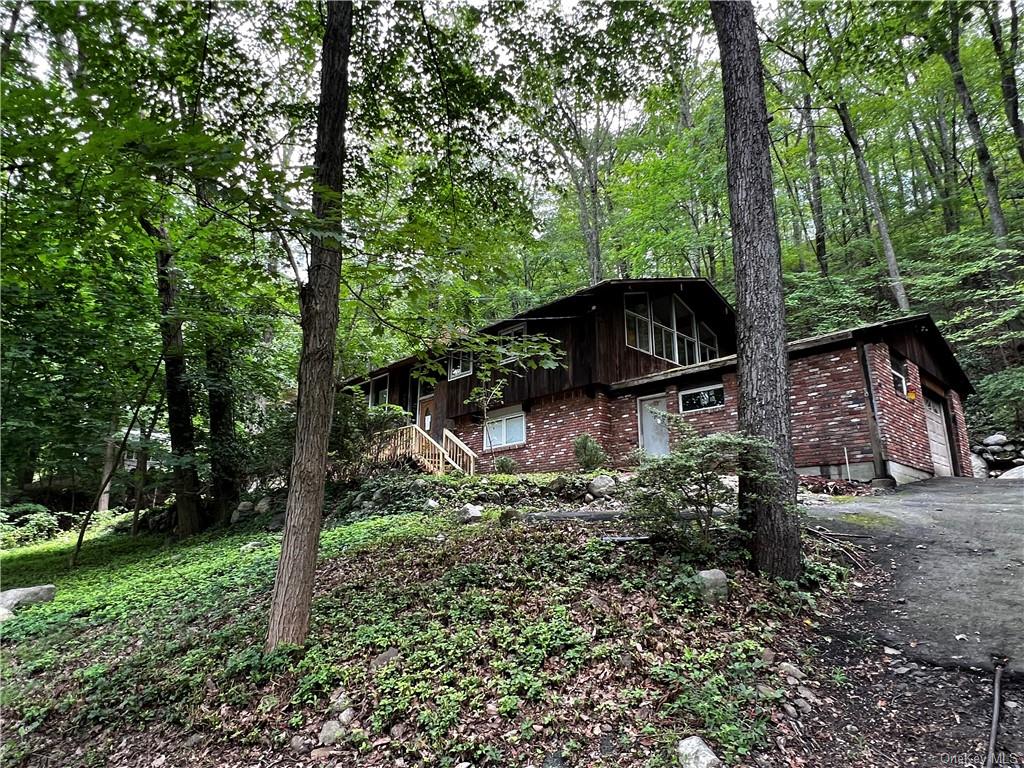 Haverstraw Rd, Suffern, NY 10901