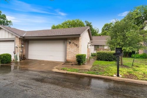 2532 Stoutwood Cir, Austin, TX, 78745-2720 | Card Image
