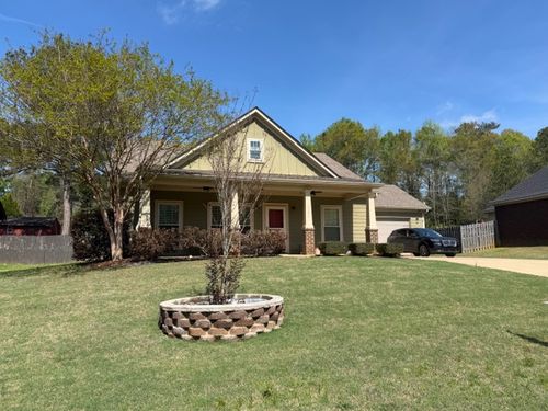3308 Gabby Dr, Opelika, AL, 36801-1901 | Card Image