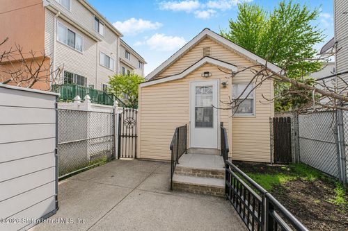 306 Adams Ave, Staten Island, NY, 10306-5214 | Card Image
