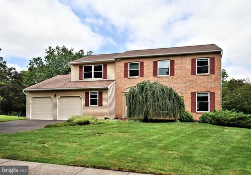 203 Holly Dr, CHALFONT, PA, 18914-2032 | Card Image