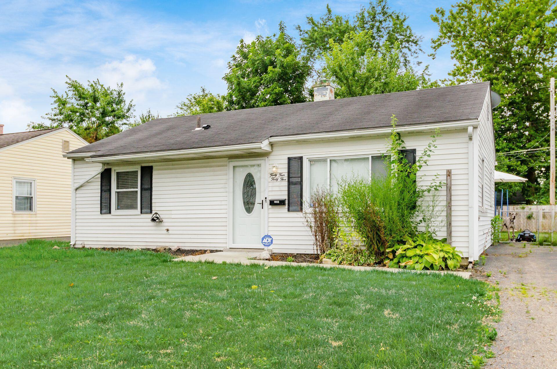 Saint Ann Ln, Whitehall, OH 43213