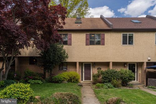 156 Eaton Dr, WAYNE, PA, 19087-3857 | Card Image