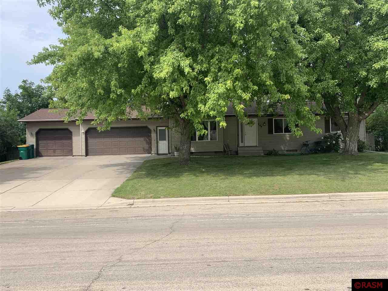 South St, Janesville, MN 56048