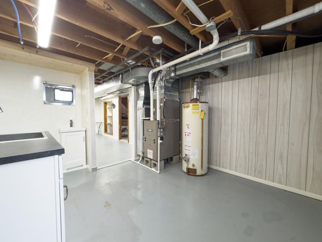 Utility Room 1 | Image 26