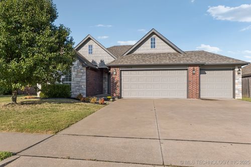 13608 Lansing Ave, Glenpool, OK, 74033-3768 | Card Image