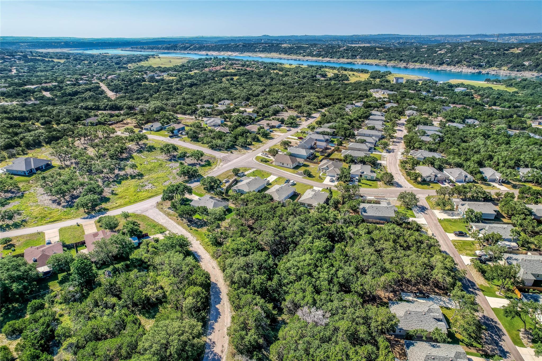 Land in Lago Vista