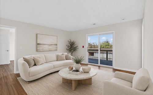 4-1011 S 2nd St, Delavan, WI, 53115-3273 | Card Image