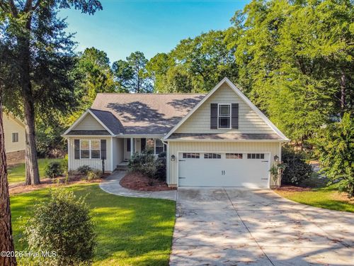 385 Saint Andrews Drive, Pinehurst, NC, 28374 | Card Image