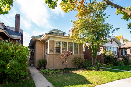 6614 N Talman Ave, Chicago, IL, 60645-5009 | Card Image