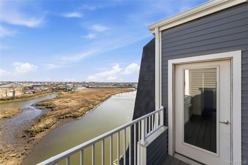 237-237 Marina Pointe Dr, East Rockaway, NY, 11518-2068 | Card Image