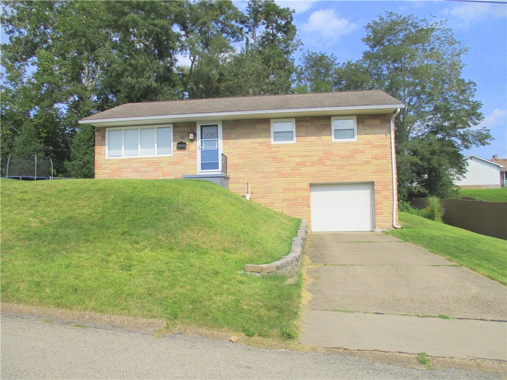 Russell St, Baden, PA 15005