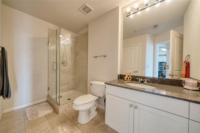 UNIT-2405 - 3505 Sage Rd, Condo with 2 bedrooms, 2 bathrooms and 1 parking in Houston TX | Image 34