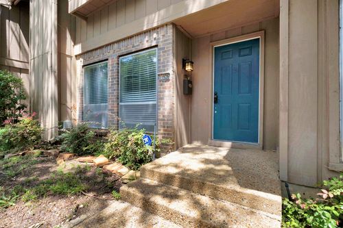 11926 Leisure Dr, Dallas, TX, 75243-5008 | Card Image